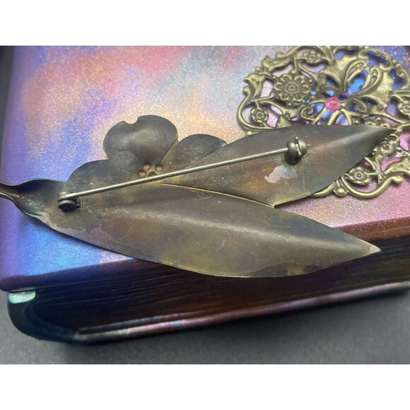 Vintage Stuart Nye Hand Wrought Brass Dogwood Brooch Old Store Stock Made In NC - Picture 3 of 5